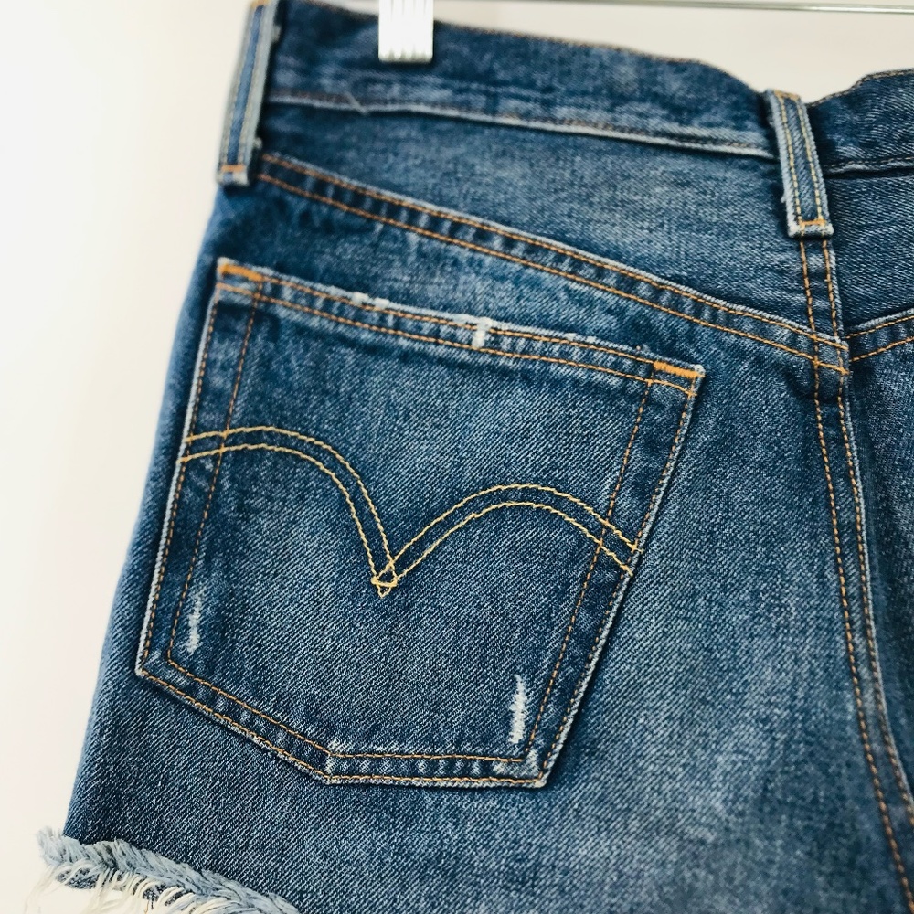 Levi's Women's 501 Mid Rise Denim Jeans Size 28 - Picture 7 of 9